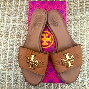 Tory Burch Everly Slide in Calf Leather